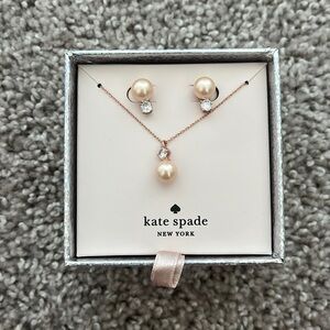 Kate spade earring and necklace never worn, new with tags